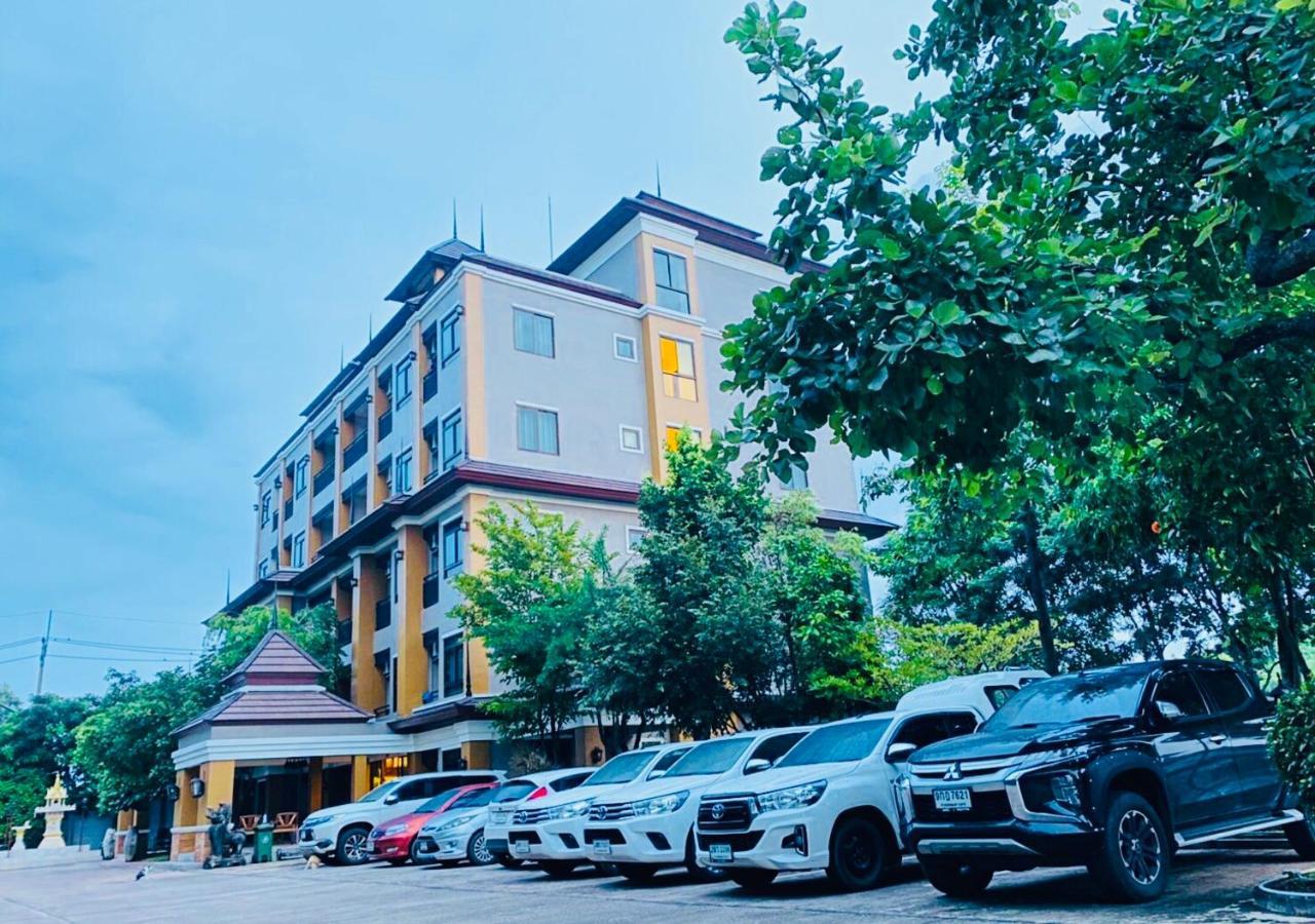 The Green Residence 304 Si Maha Phot 외부 사진